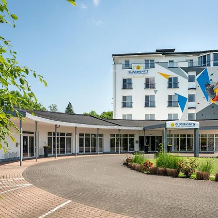Sport- & Seminarhotel Glockenspitze Altenkirchen  Buitenkant foto